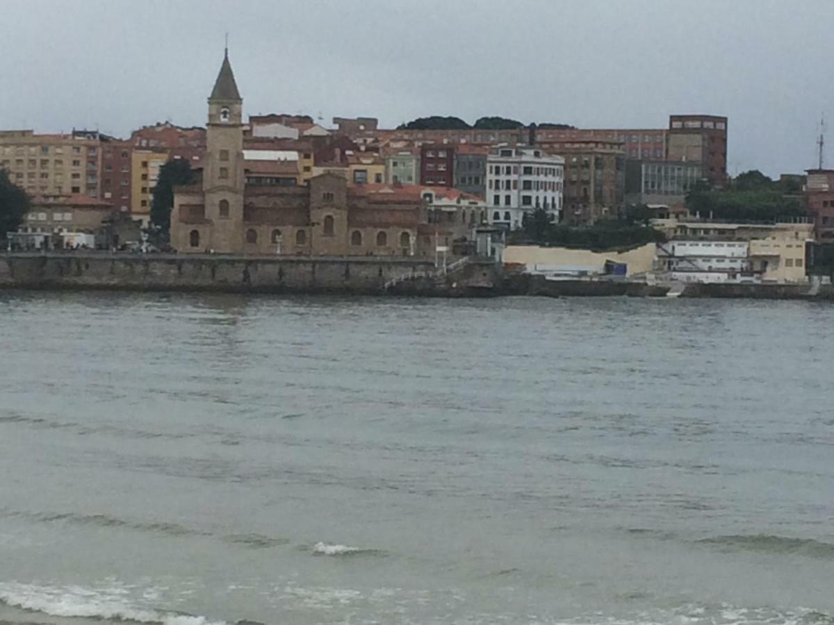 Living Gijon & Parking Apartment ภายนอก รูปภาพ